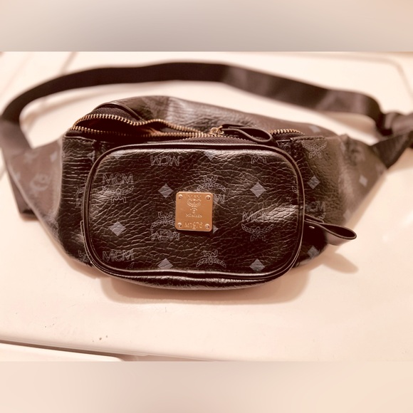 MCM fanny pack - Picture 1 of 7
